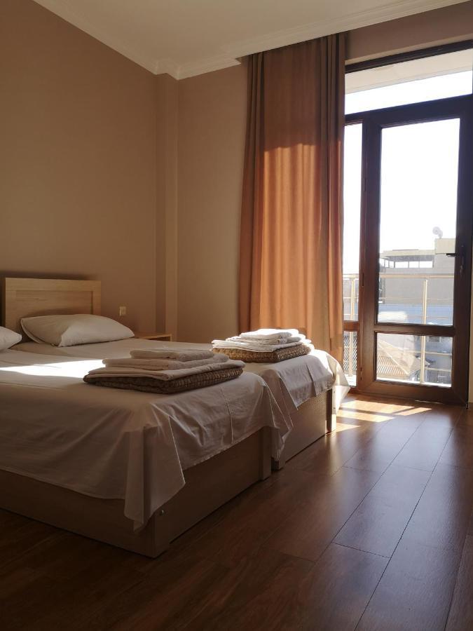 Boomerang Hotel Kobuleti ภายนอก รูปภาพ